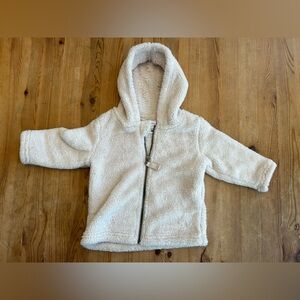 Hanna Andersson marshmallow fleece jacket - cream colored- cozy and warm!